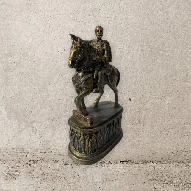 Statua Knez Mihailo